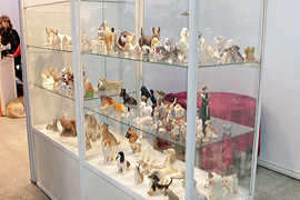 Выставка фарфоровых собак