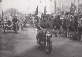 Участие в параде, 1972 год