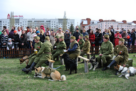 Спортсмены с собаками на 9 мая 70 лет Победы